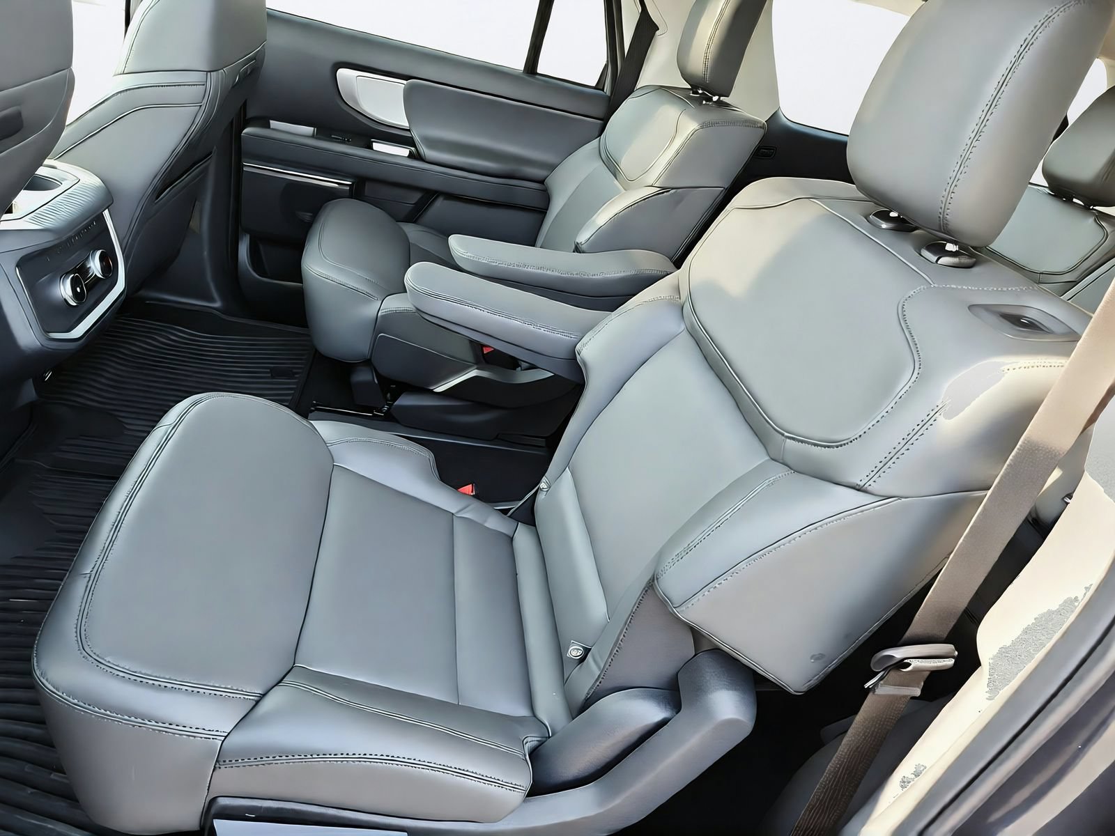 New 2026 Ford Expedition Max Active AWD/4WD image 24