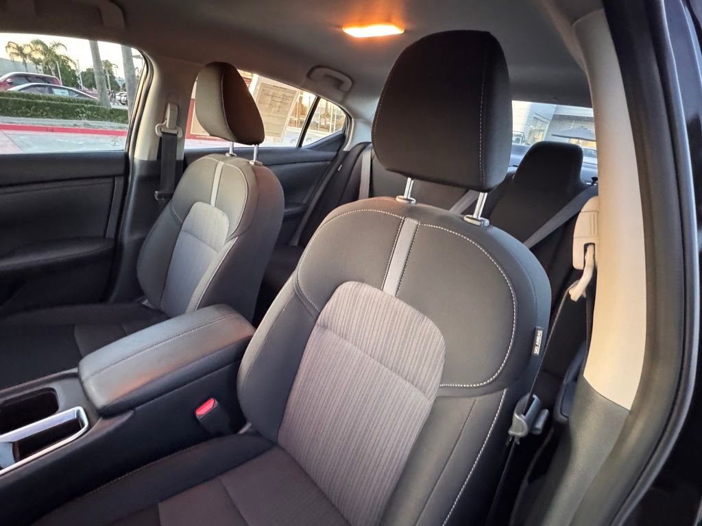 Certified 2025 Nissan Sentra SV image 12