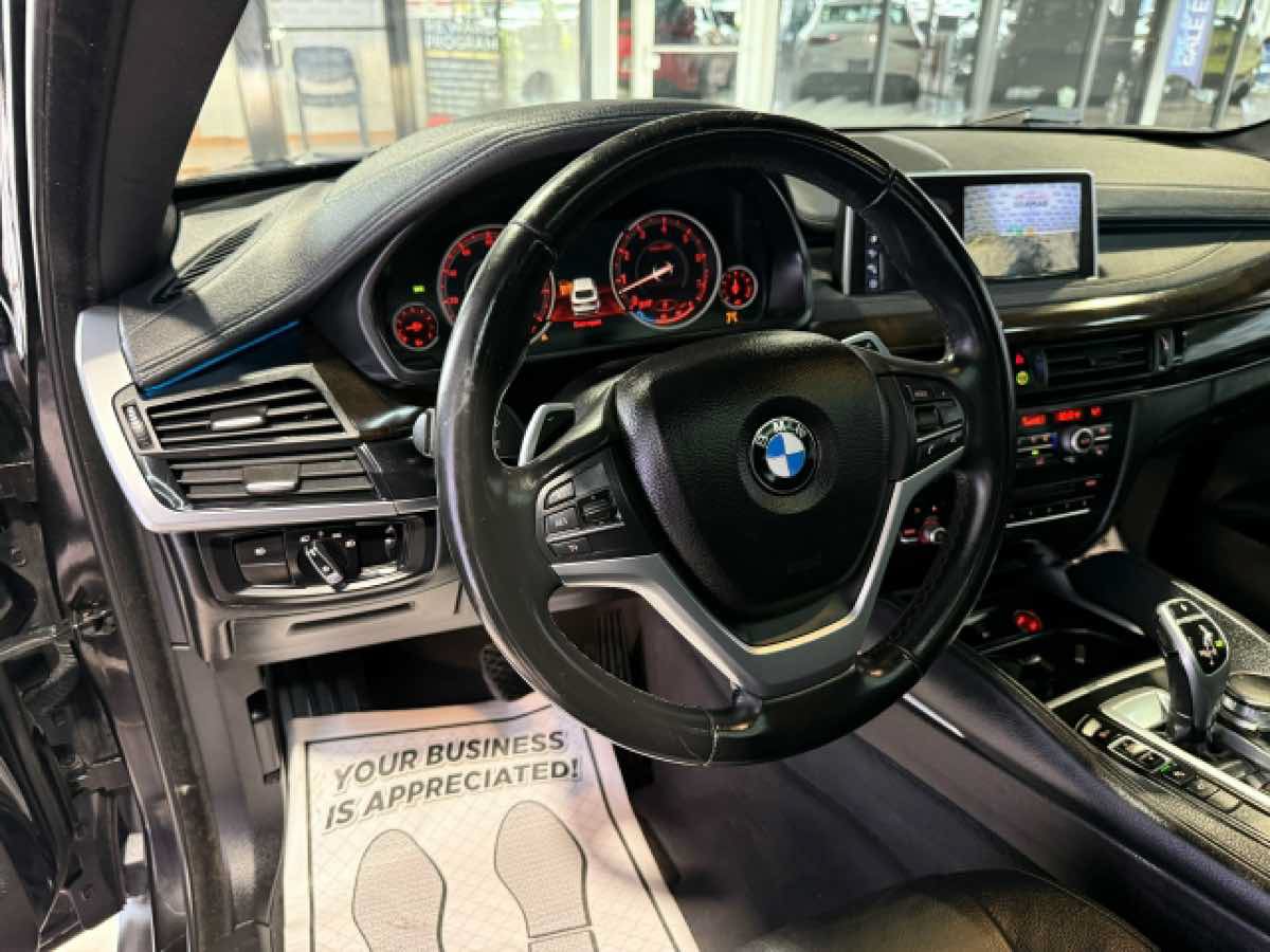 Used 2017 BMW X6 sDrive35i RWD image 24