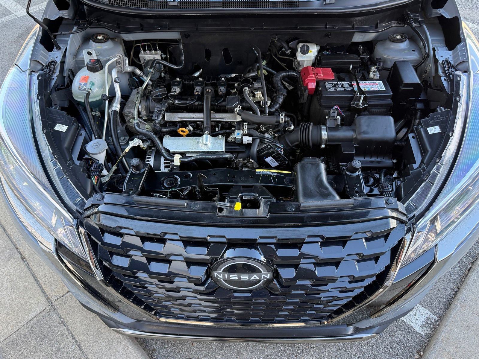 Used 2023 Nissan Kicks SR w/ SR Premium Package FWD image 34