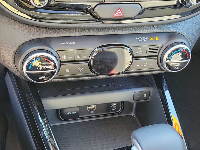 Used 2025 Kia Soul EX FWD image 19