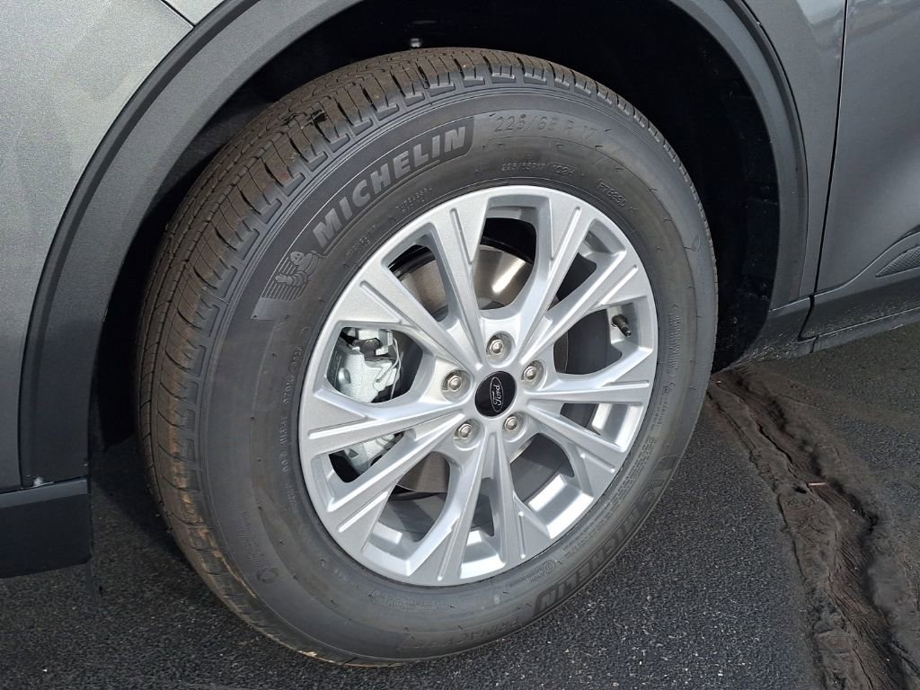 New 2026 Ford Escape Active w/ Cold Weather Package image 30