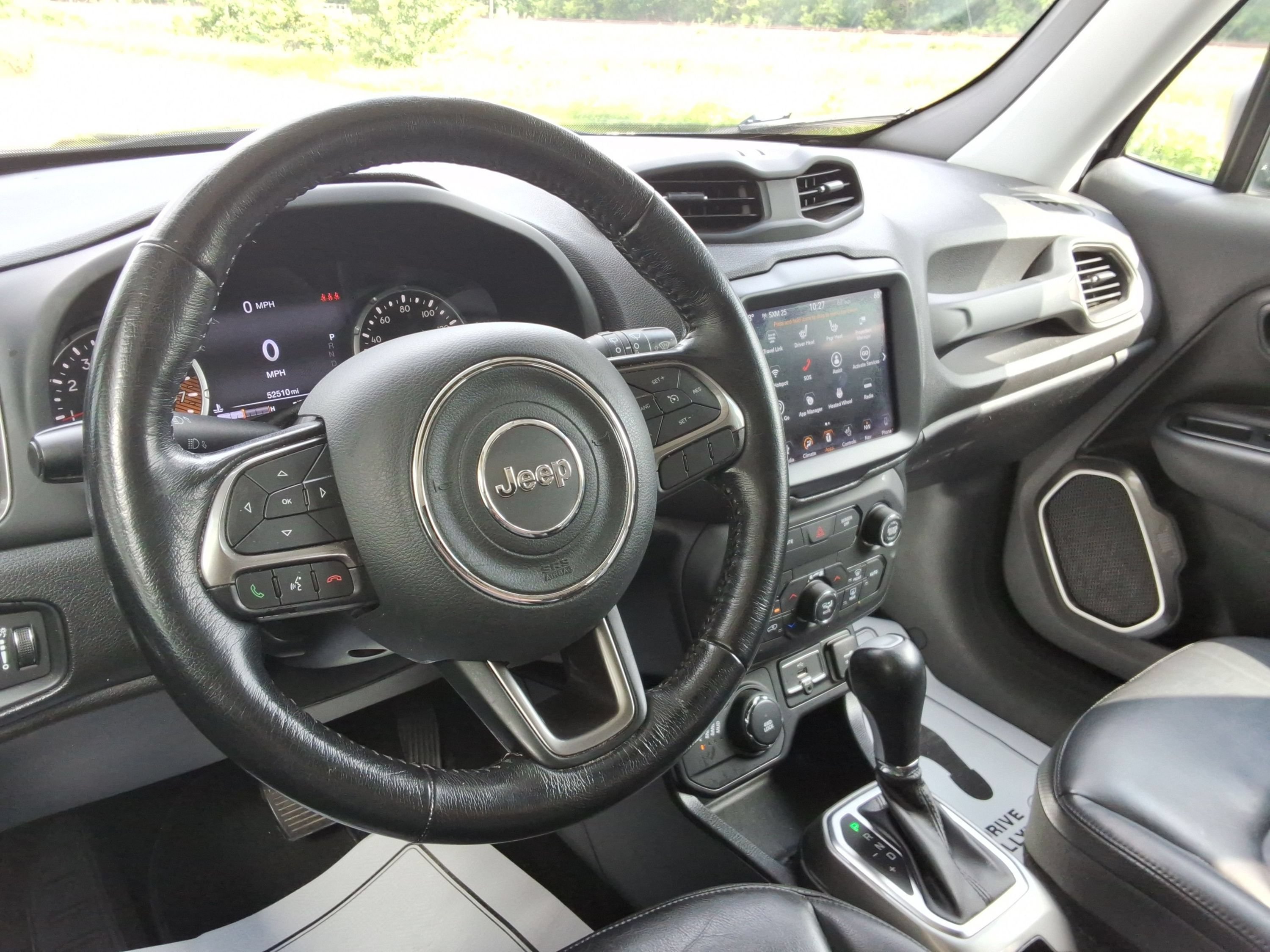 Used 2019 Jeep Renegade Limited w/ UConnect 8.4 Nav Group AWD/4WD image 12