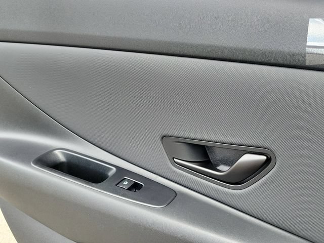 New 2026 Hyundai Elantra Sport FWD image 23