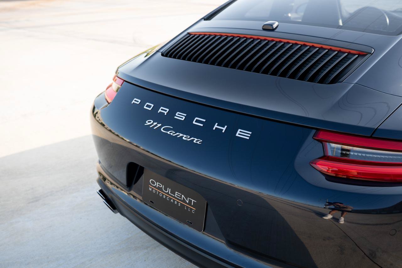 Used 2017 Porsche 911 Carrera RWD image 17