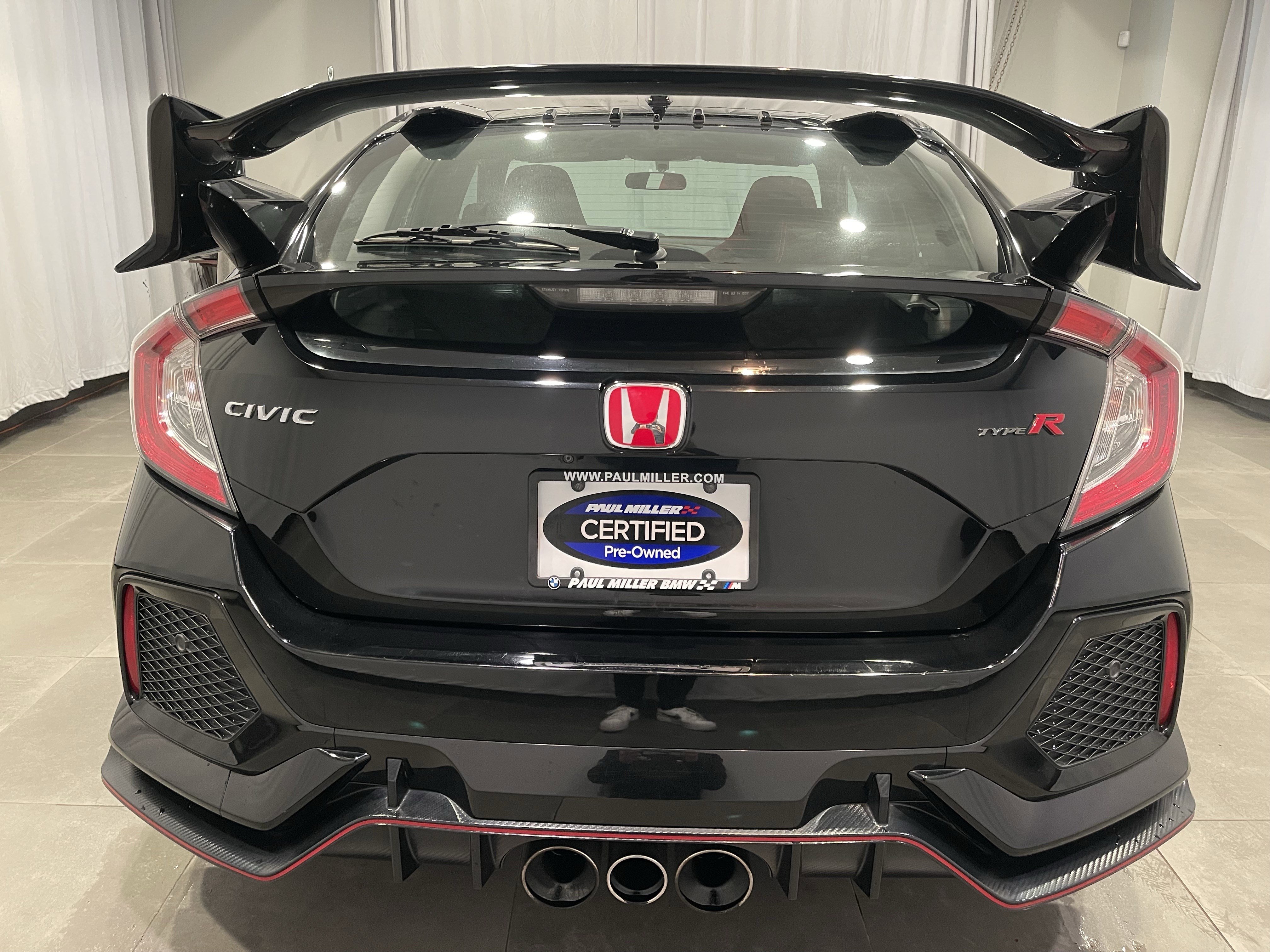 Used 2018 Honda Civic Type R image 5