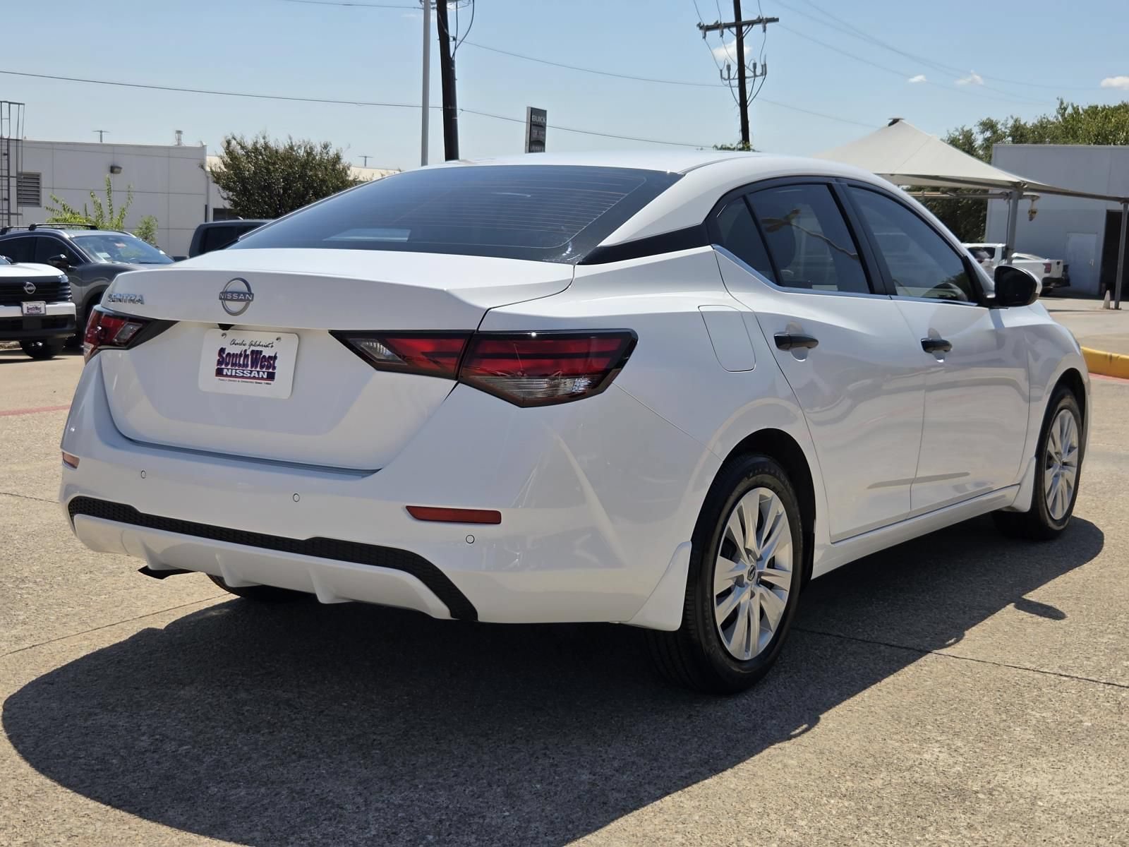 Certified 2025 Nissan Sentra S FWD image 5