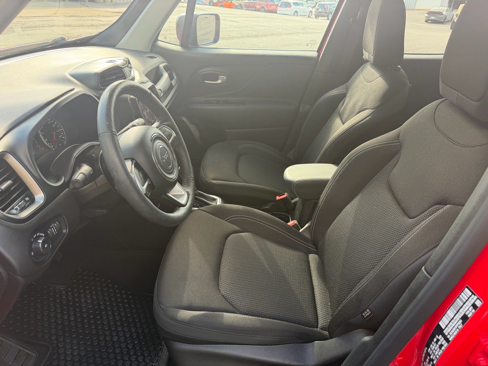 Used 2023 Jeep Renegade Latitude w/ Sun/Sound Group AWD/4WD image 26