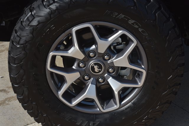 Used 2024 Ford Bronco Badlands AWD/4WD image 9