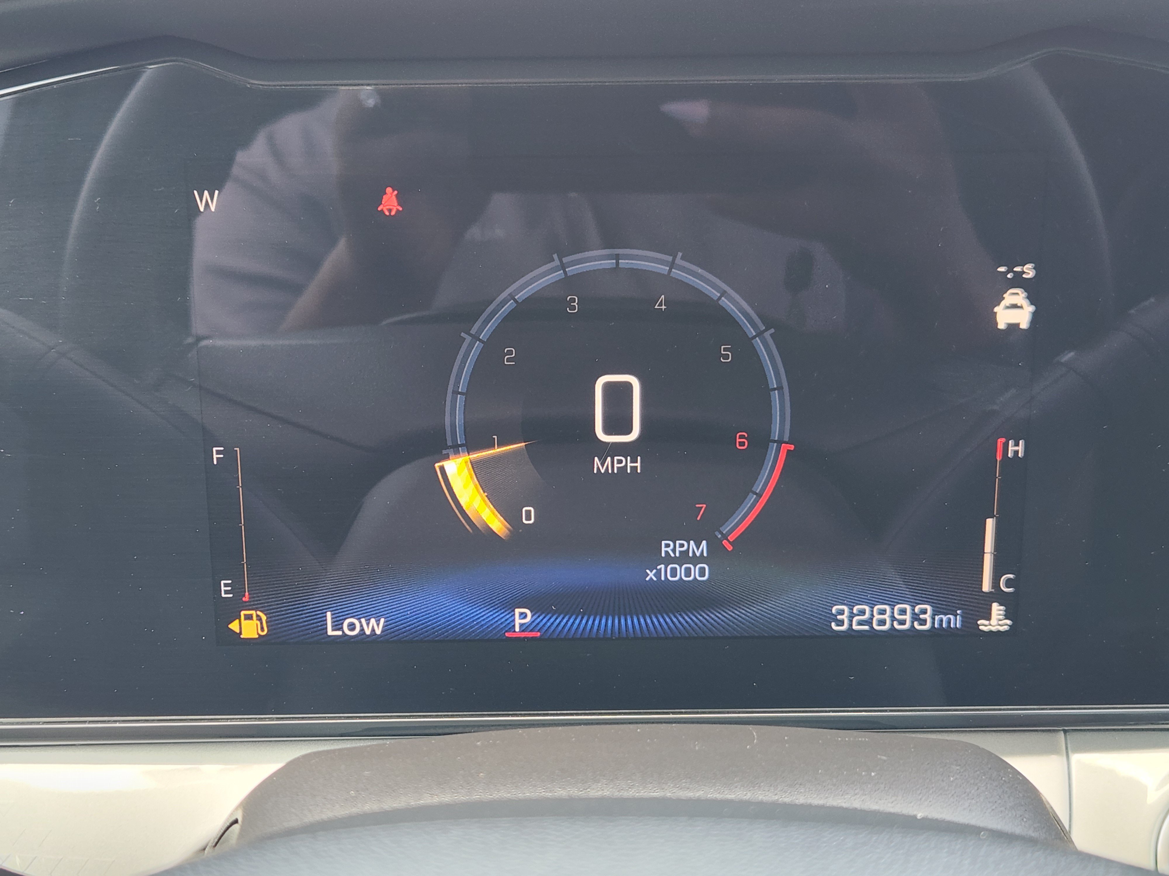 Used 2025 Chevrolet Trax LT FWD image 14