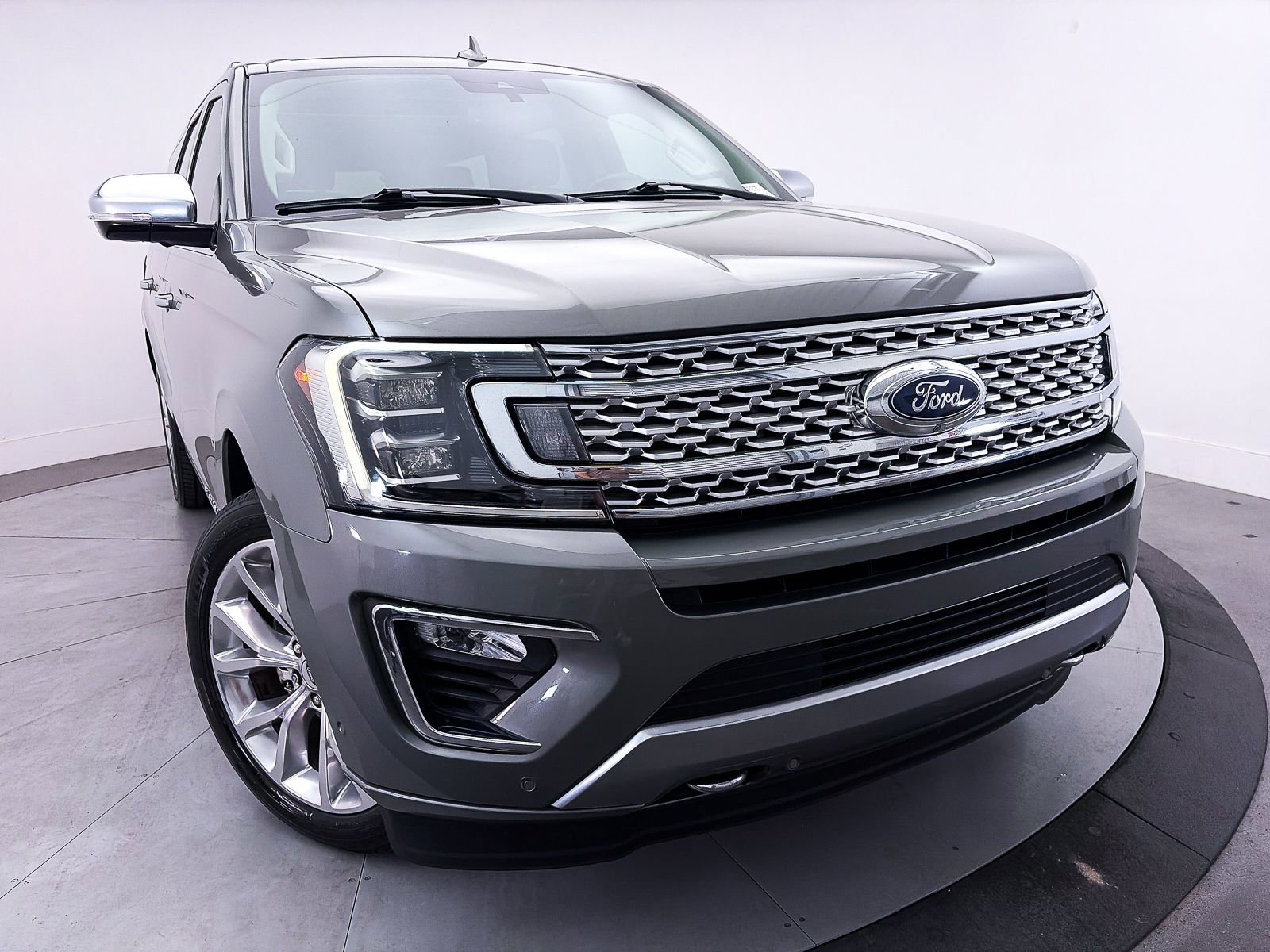 Used 2019 Ford Expedition Max Platinum AWD/4WD image 10