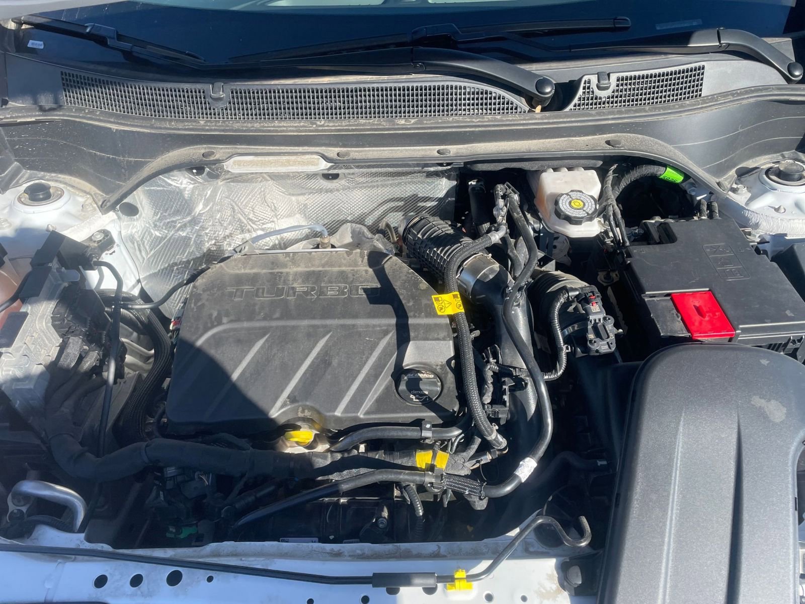 Used 2025 Chevrolet Trax LT image 32