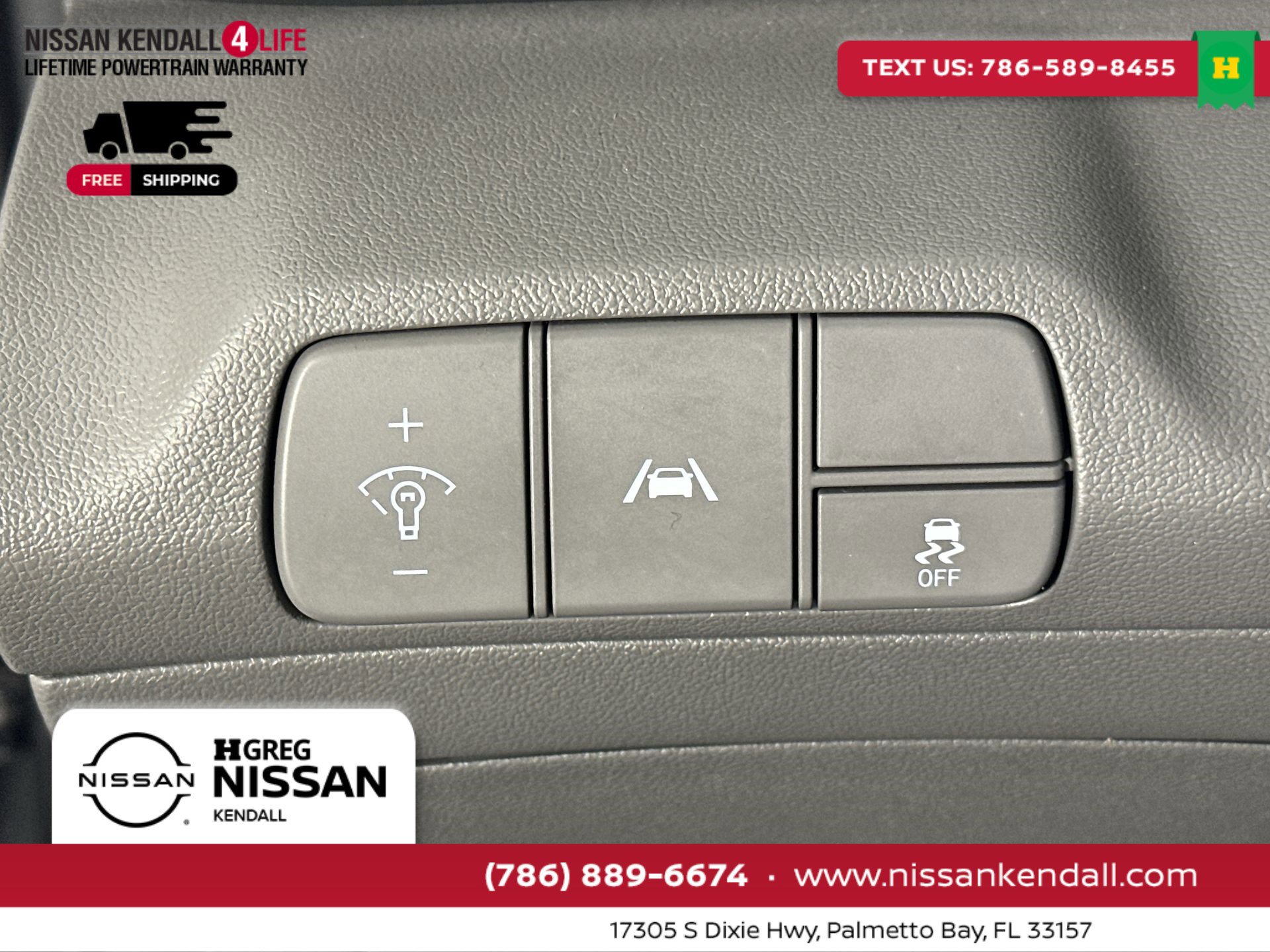 Used 2023 Hyundai Elantra SEL w/ Preferred Accessory Package image 26