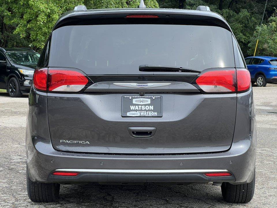 Used 2020 Chrysler Pacifica Touring-L Plus w/ Advanced Safetytec Group FWD image 35