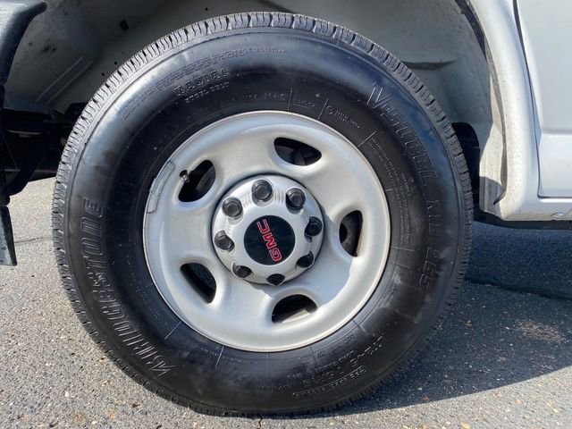 Certified 2024 GMC Savana 2500 Work Van w/ Driver Convenience Package image 19