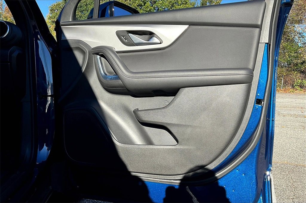 Certified 2022 Chevrolet Blazer LT image 25