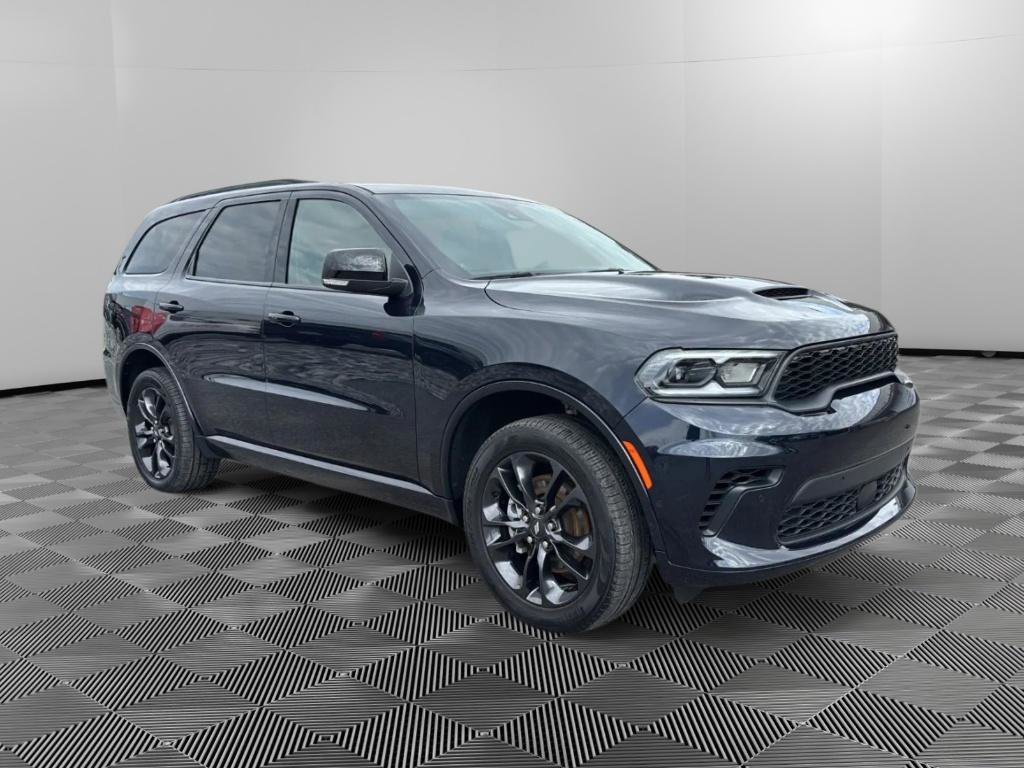 Used 2025 Dodge Durango GT image 2