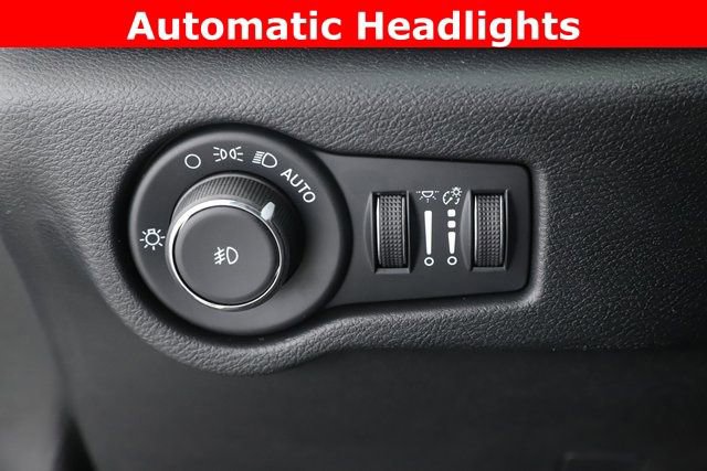 New 2026 Chrysler Pacifica Limited image 21