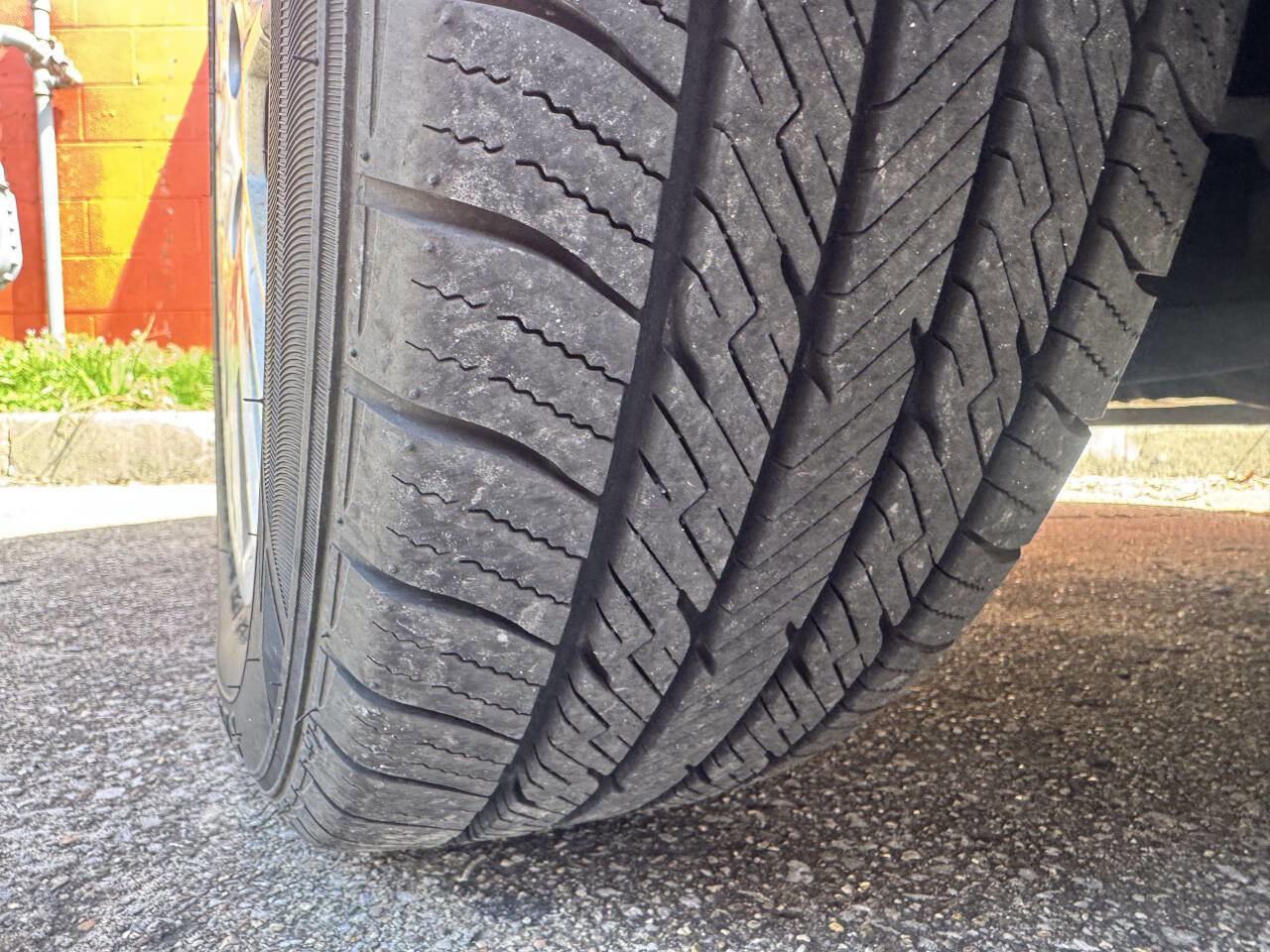 Used 2014 Ford Fiesta SE w/ Comfort Package FWD image 9