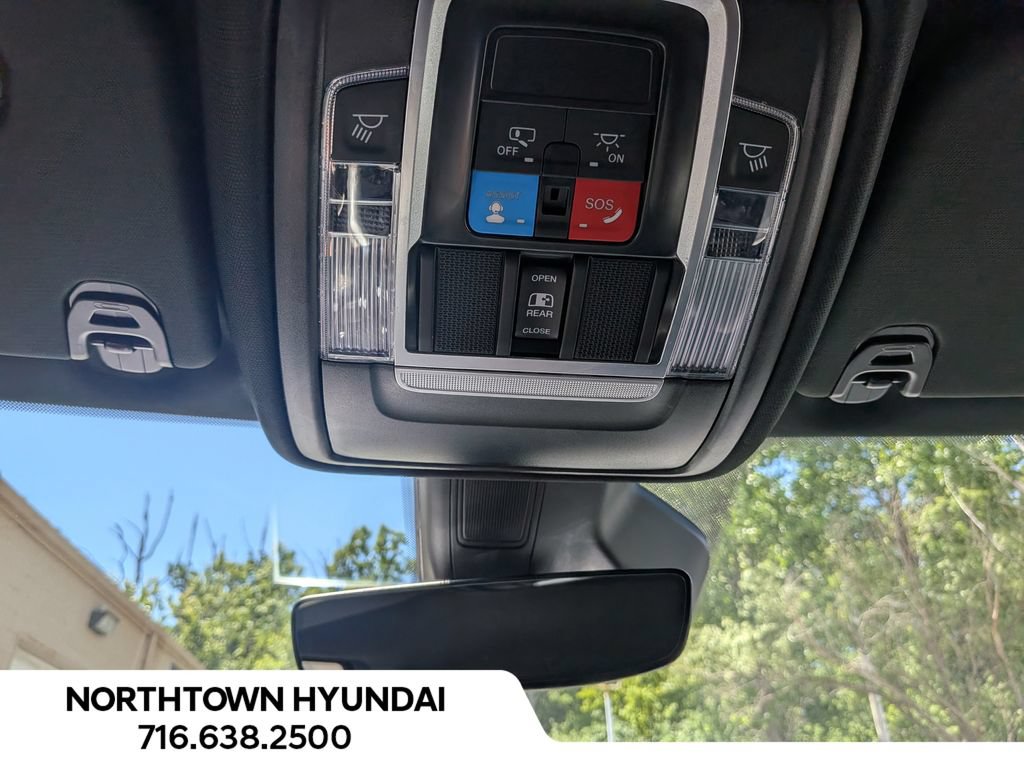 Used 2026 RAM 1500 Laramie AWD/4WD image 24