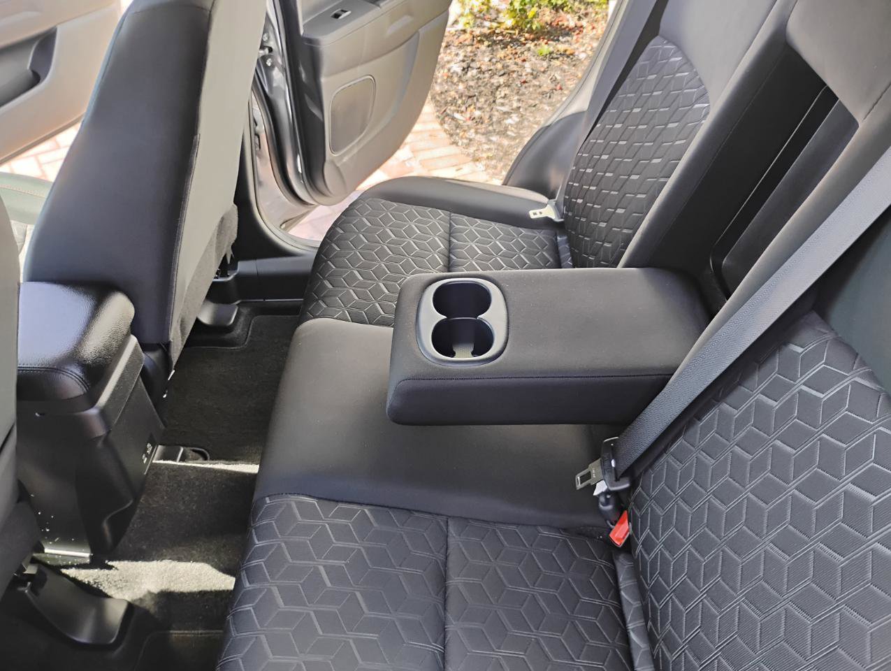 Used 2023 Mitsubishi Outlander Sport LE image 10