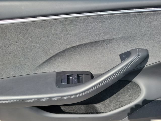 Used 2024 Tesla Model 3 Standard Range RWD image 17