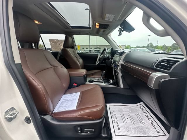 Used 2022 Toyota 4Runner Limited AWD/4WD image 29