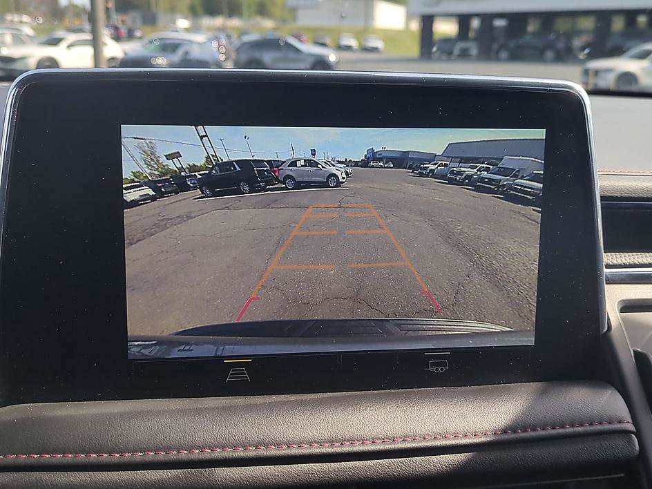 Used 2024 Chevrolet Suburban RST RWD image 22