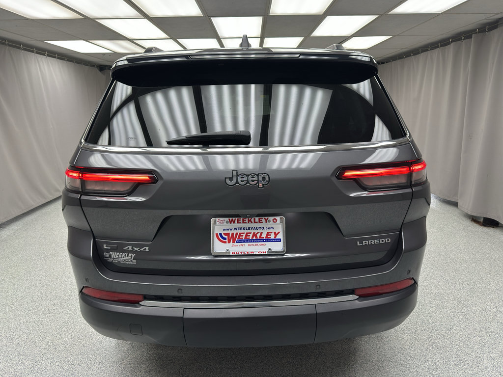 Used 2022 Jeep Grand Cherokee L Laredo w/ Luxury Tech Group I AWD/4WD image 3