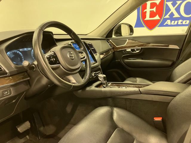 Used 2017 Volvo XC90 T6 Momentum w/ Vision Package AWD/4WD image 26