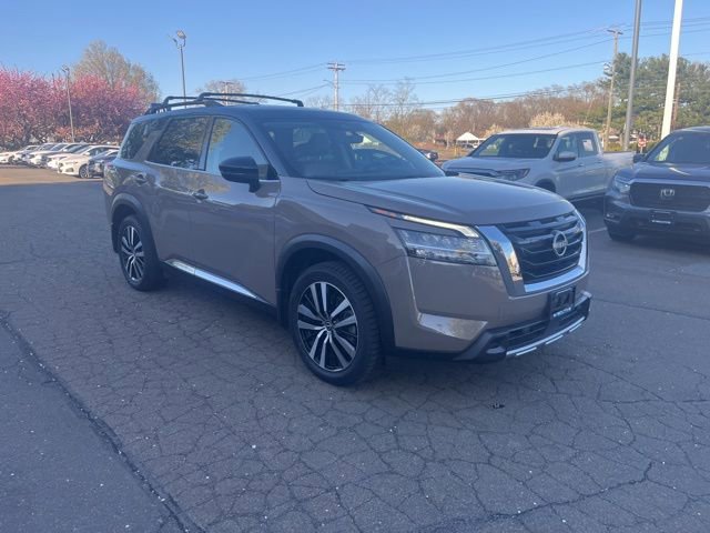 Used 2023 Nissan Pathfinder Platinum AWD/4WD image 25