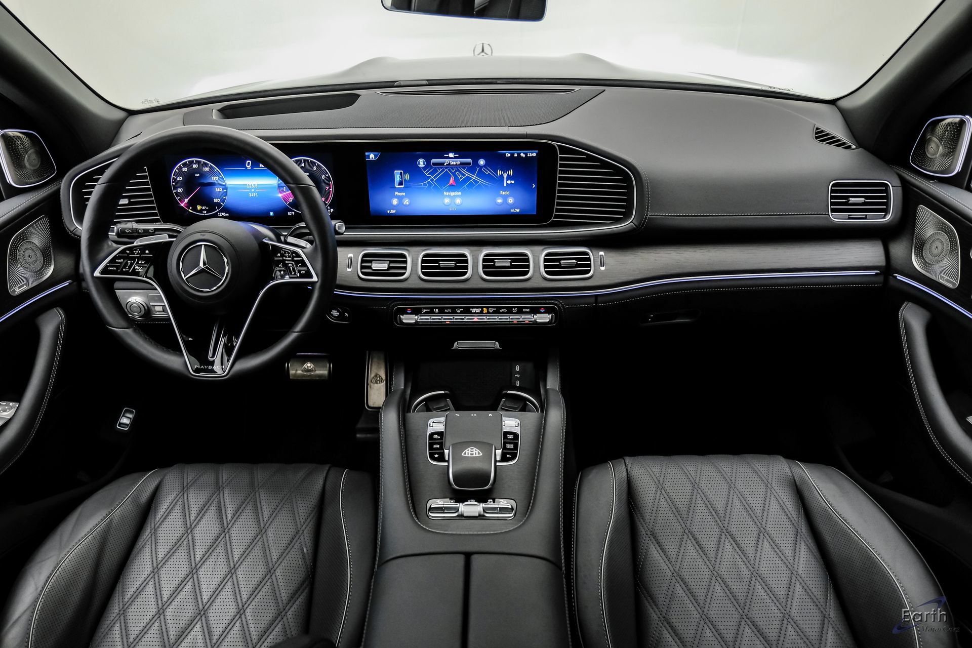 Used 2024 Mercedes-Benz Maybach GLS 600 4MATIC image 41