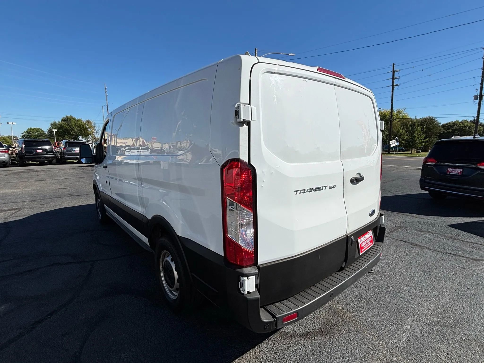 Used 2020 Ford Transit 150 Low Roof RWD image 17