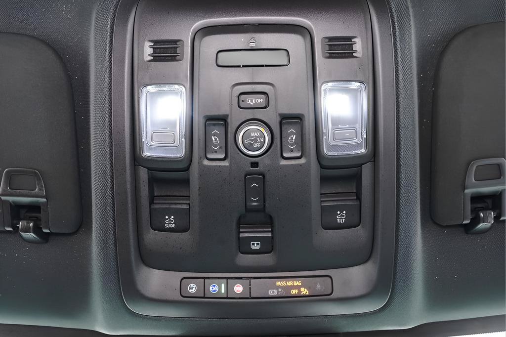 Used 2024 Chevrolet Tahoe High Country AWD/4WD image 19