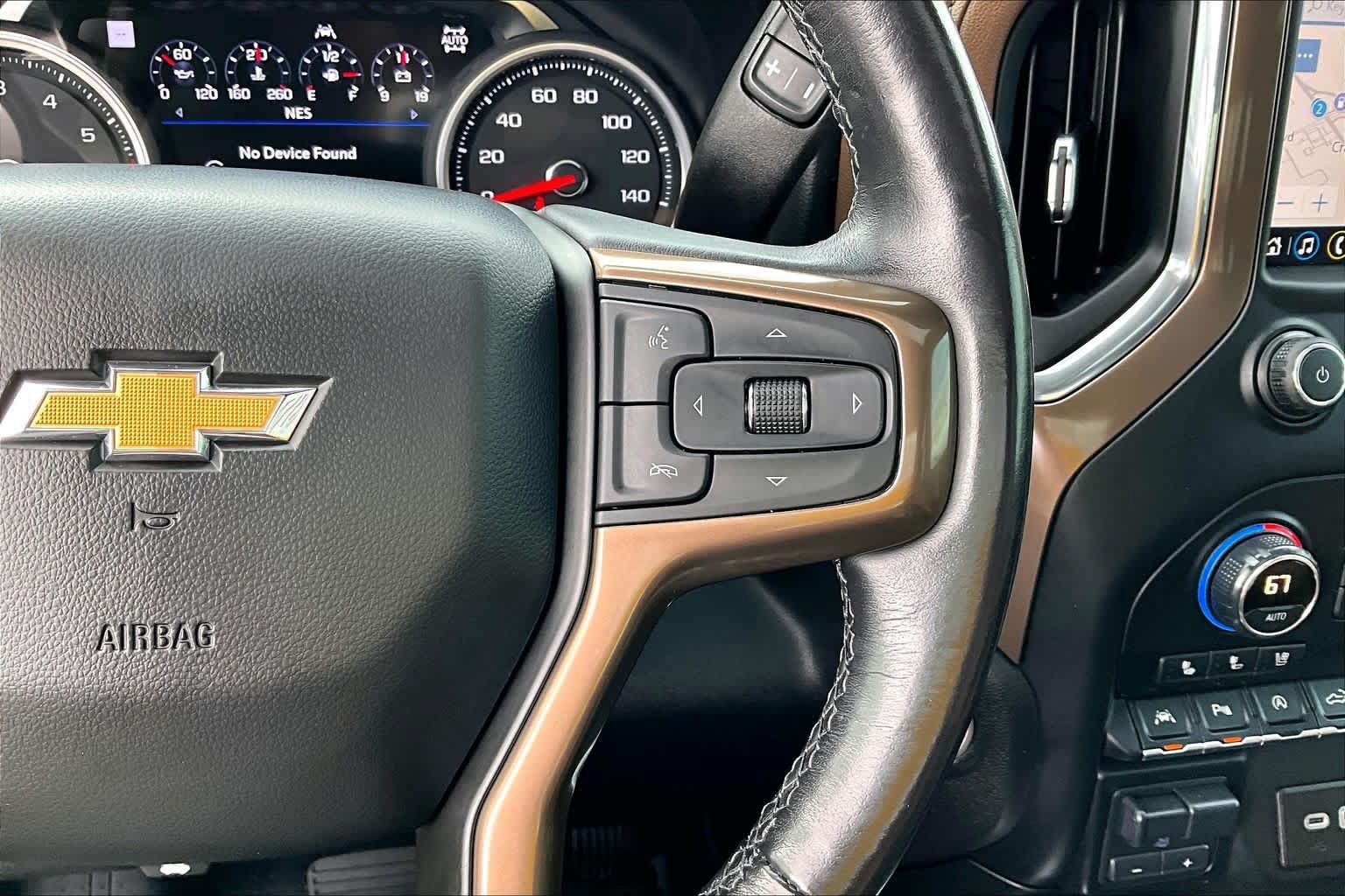 Used 2021 Chevrolet Silverado 1500 High Country w/ Technology Package AWD/4WD image 24