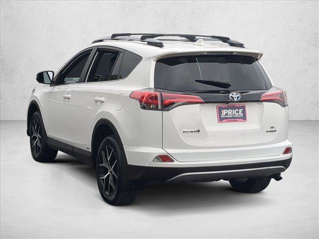 Used 2018 Toyota RAV4 SE AWD/4WD image 16