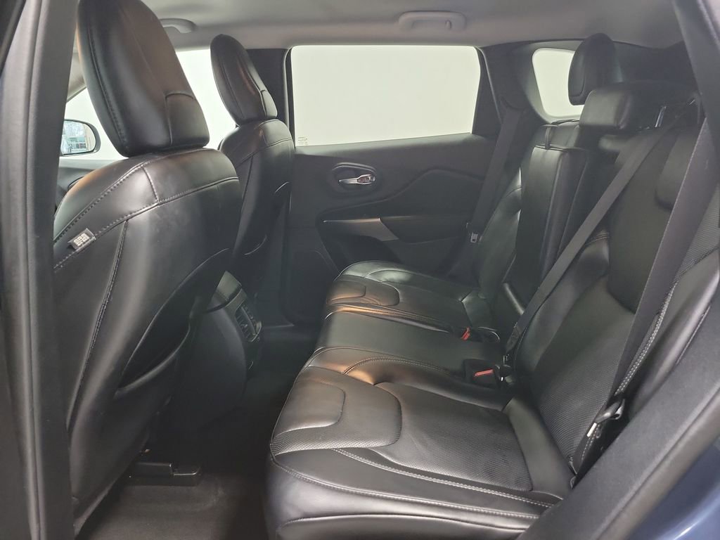 Used 2020 Jeep Cherokee Limited AWD/4WD image 27