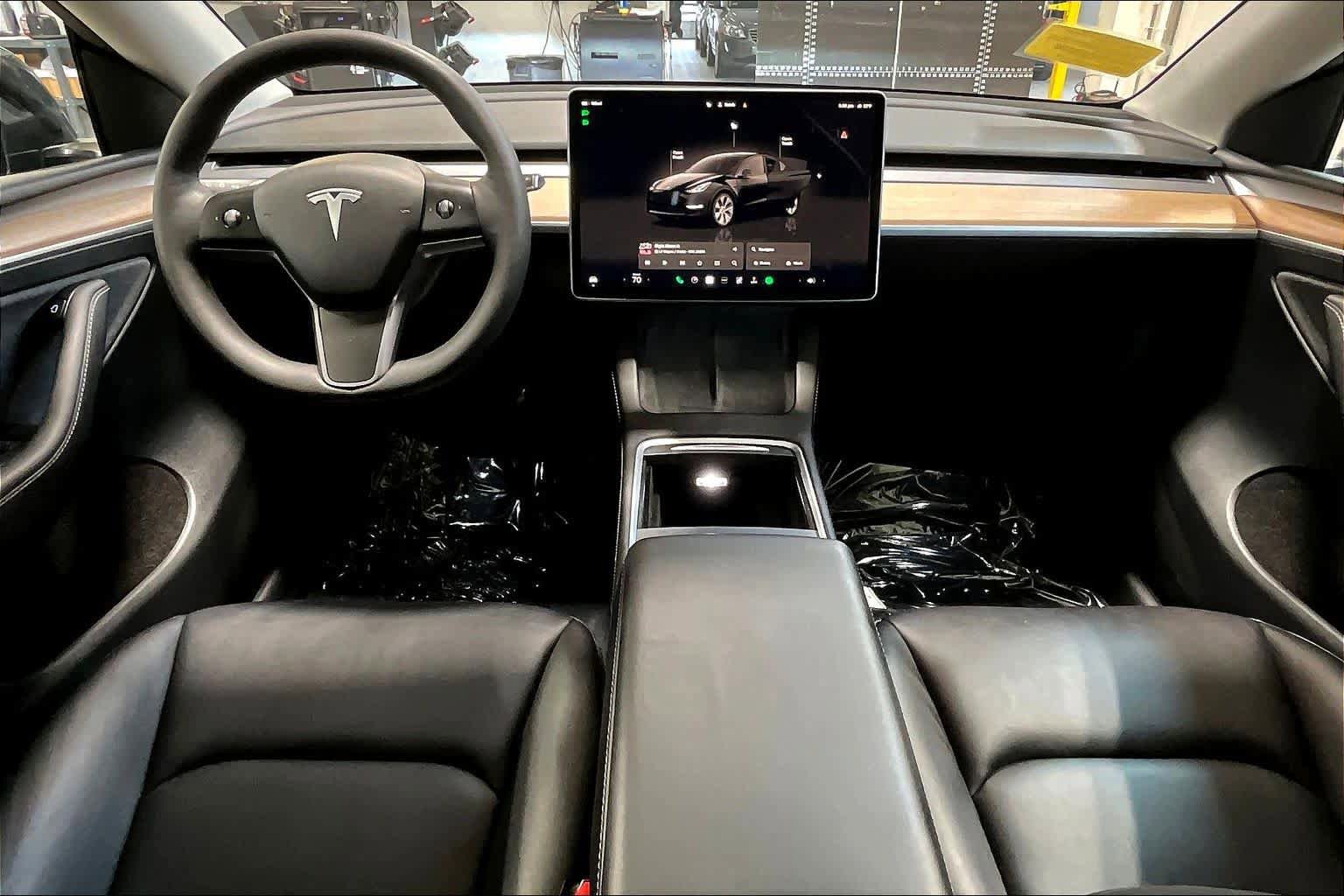 Used 2023 Tesla Model Y AWD image 14