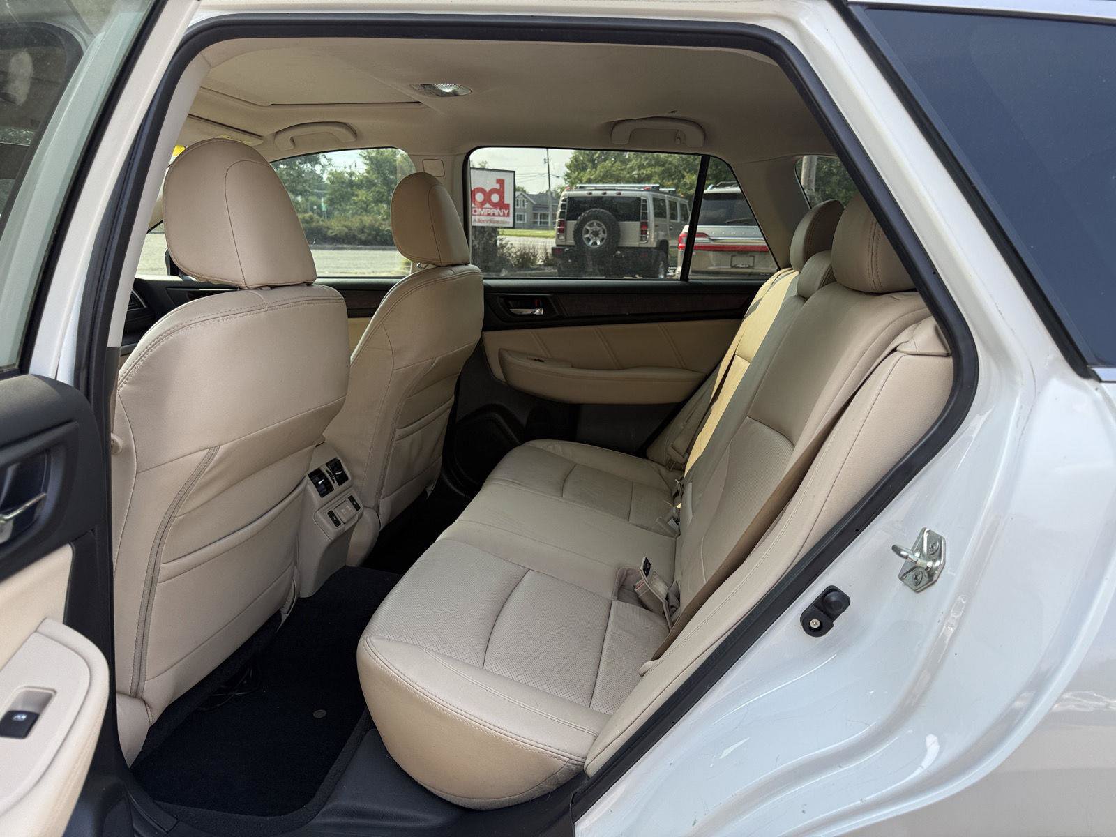Used 2019 Subaru Outback 2.5i Limited w/ Popular Package #2 AWD/4WD image 18