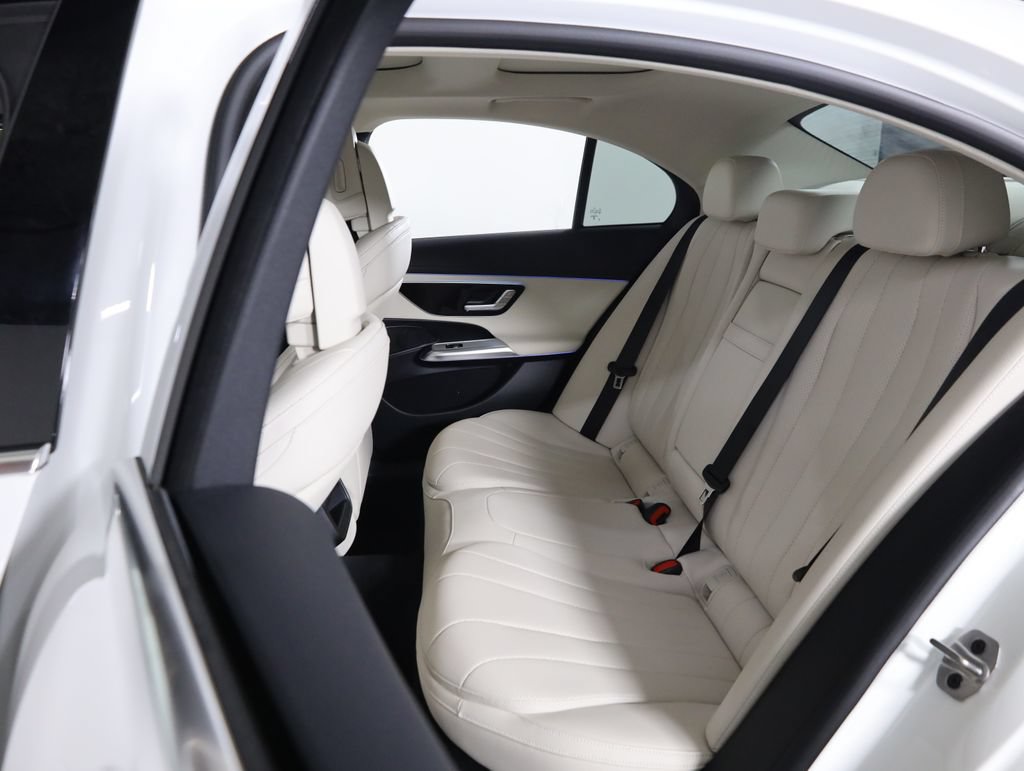 Certified 2025 Mercedes-Benz E 450 4MATIC Sedan image 32