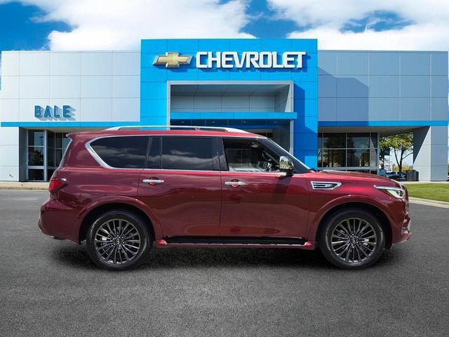 Used 2022 INFINITI QX80 Sensory w/ All-Season Package RWD image 2