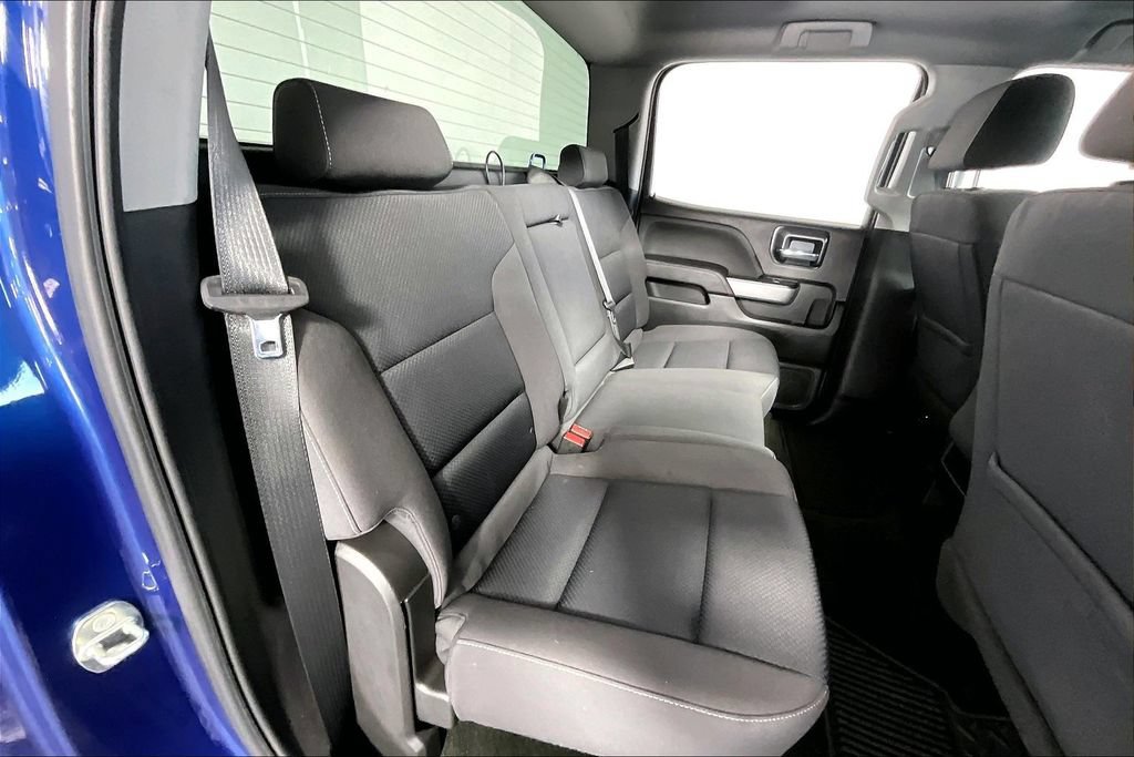 Used 2018 Chevrolet Silverado 1500 LT w/ All Star Edition AWD/4WD image 27