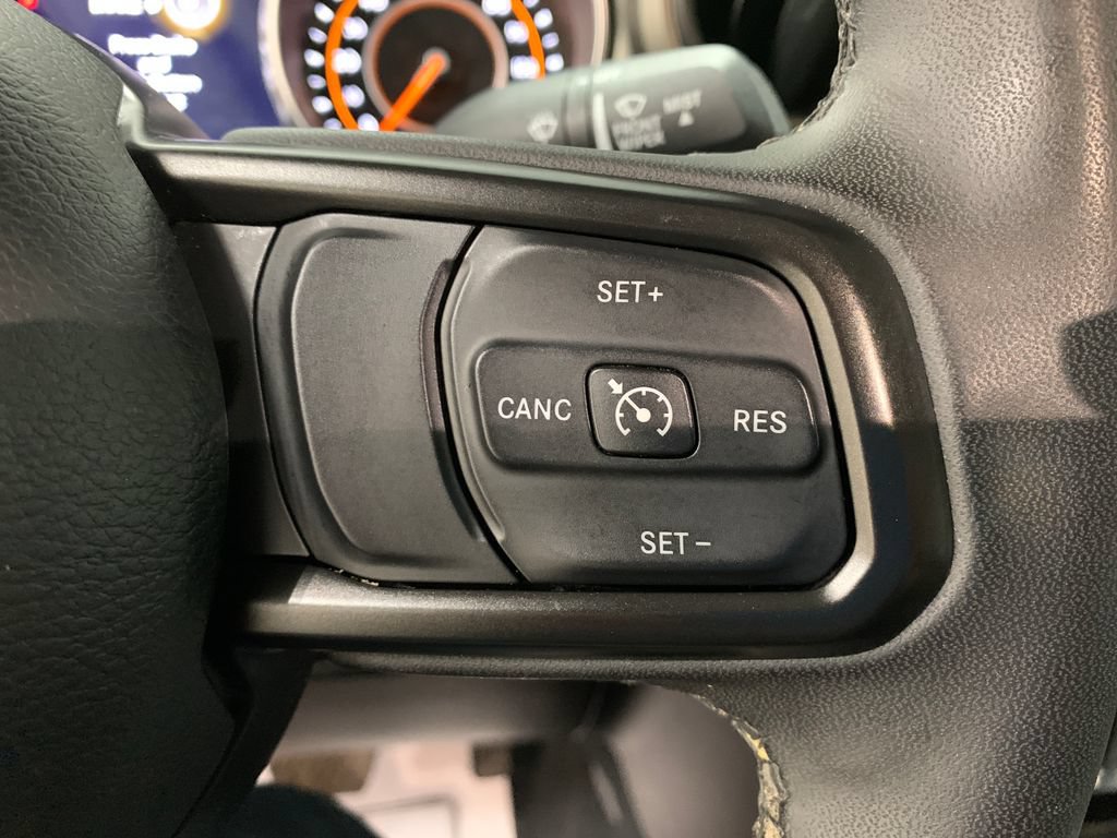 Used 2023 Jeep Gladiator Sport AWD/4WD image 22