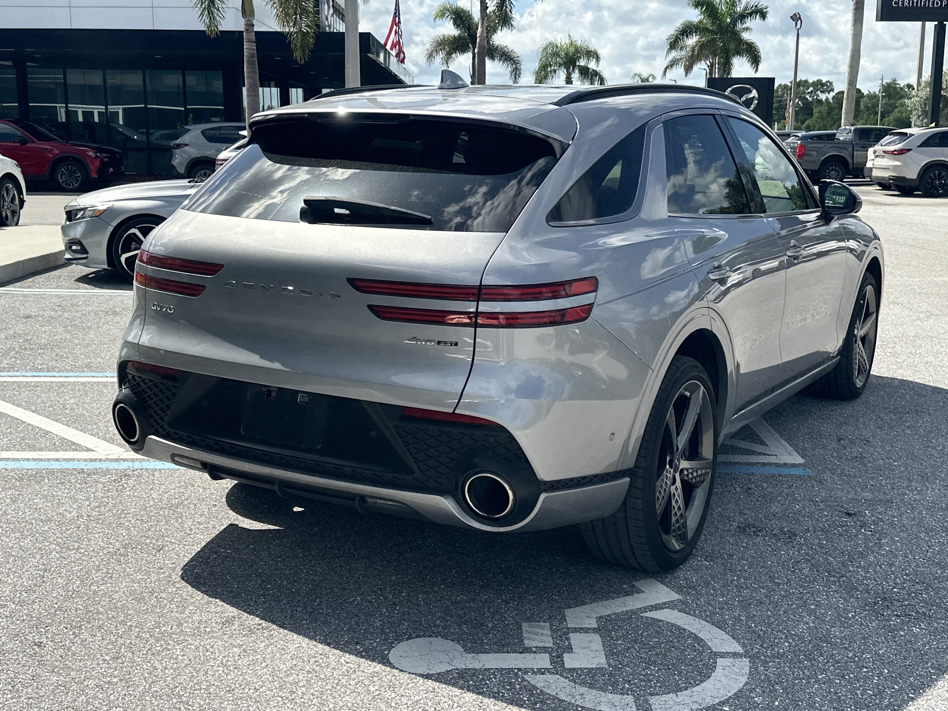 Certified 2024 Genesis GV70 3.5T Sport w/ Sport Advanced Package AWD/4WD image 7
