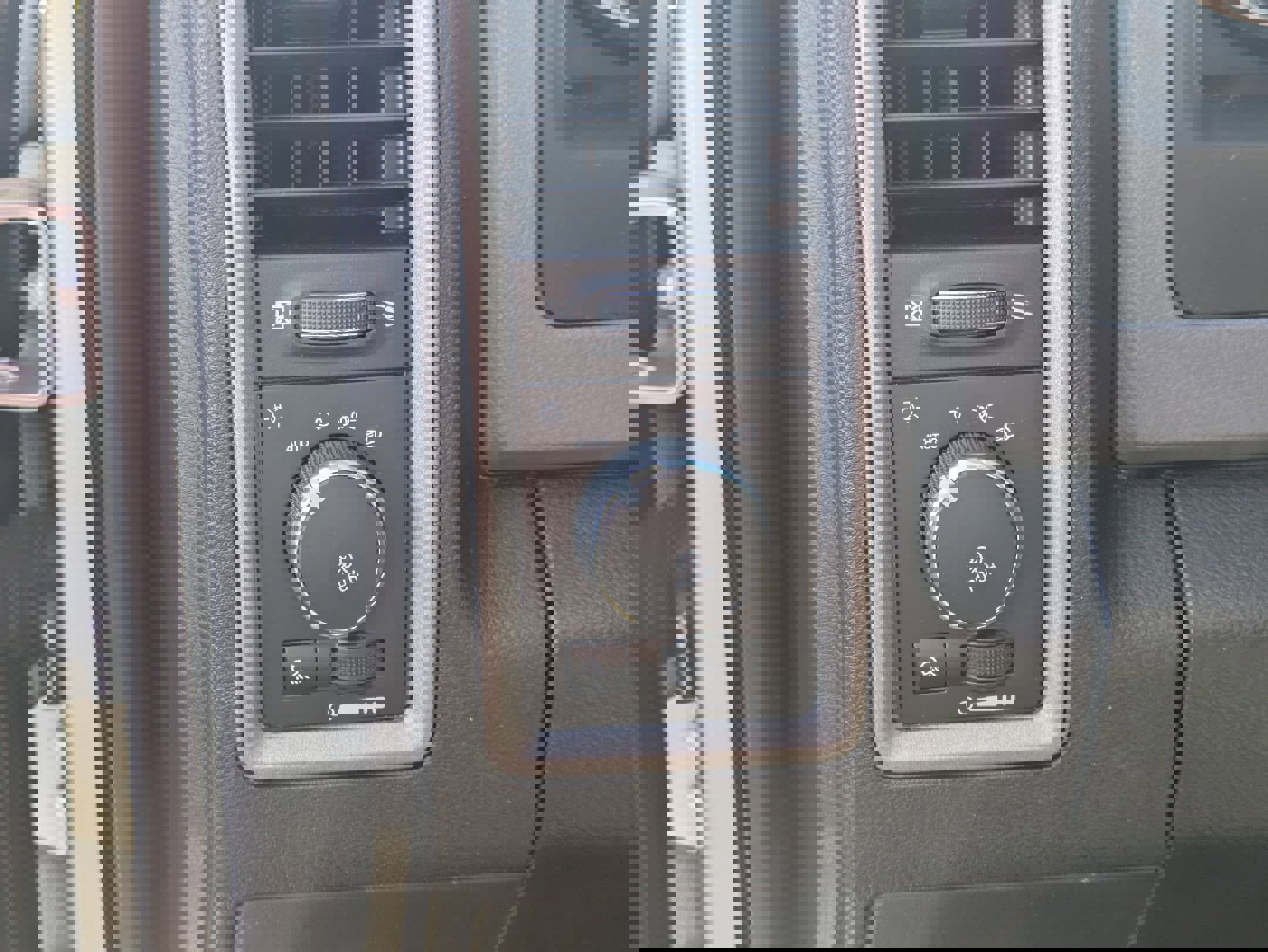 Used 2017 RAM 1500 Express image 14