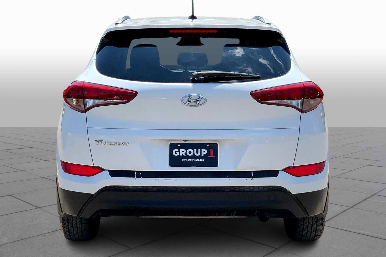 Used 2017 Hyundai Tucson SE w/ SE Popular Package 02 FWD image 5