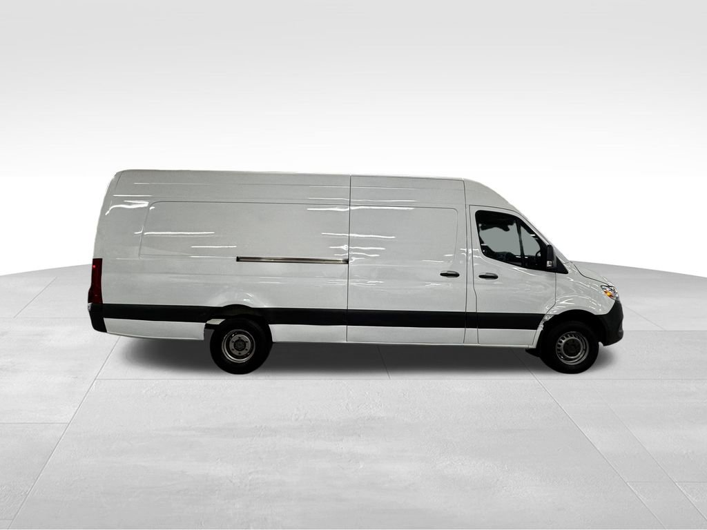Used 2020 Mercedes-Benz Sprinter 3500 image 4