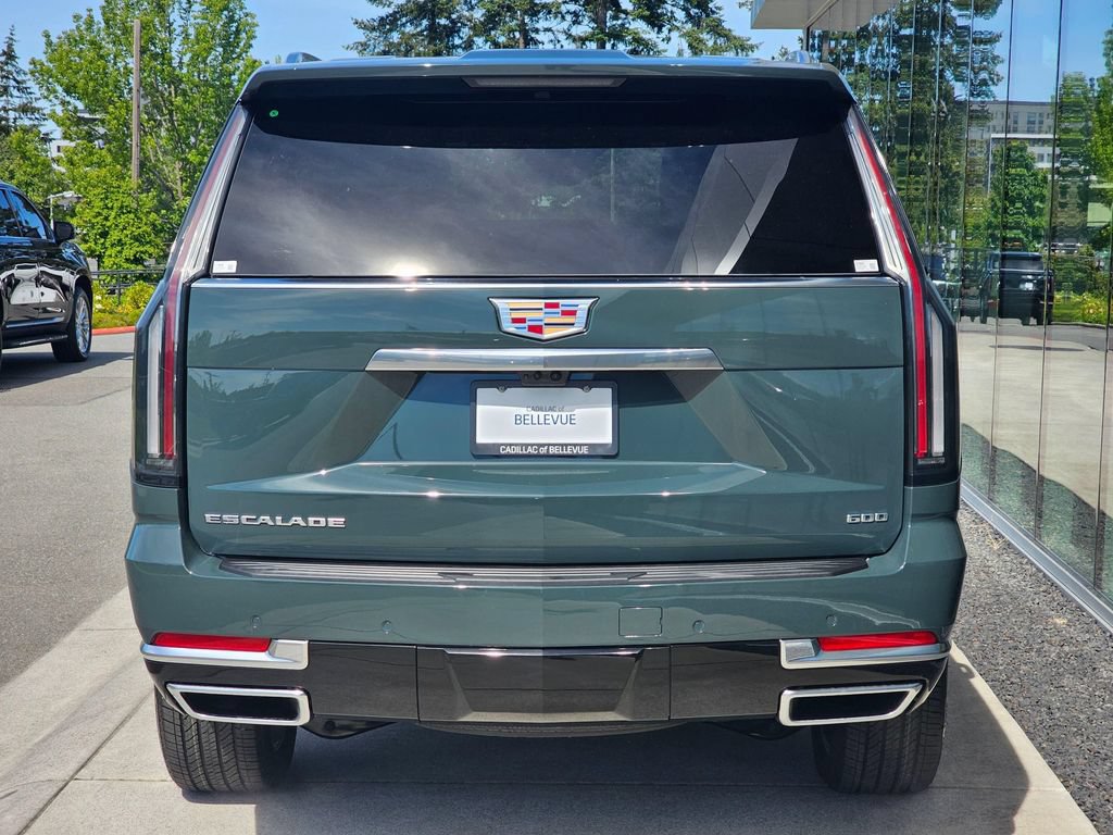 New 2026 Cadillac Escalade Luxury w/ Touring Package AWD/4WD image 4