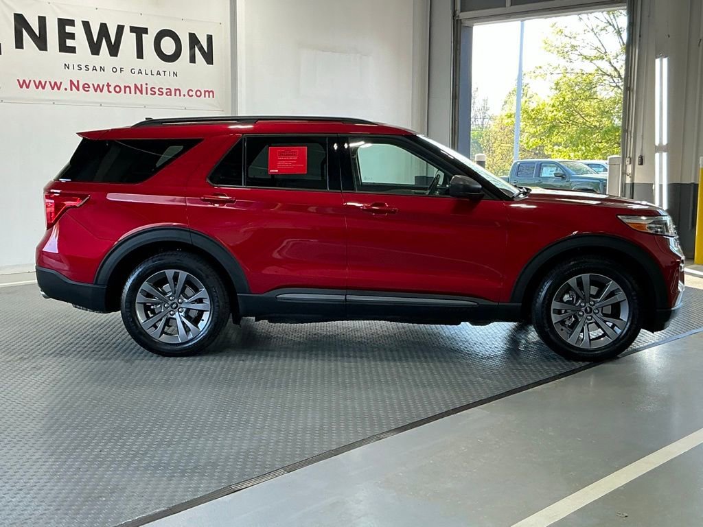 Used 2021 Ford Explorer XLT w/ Equipment Group 202A image 27