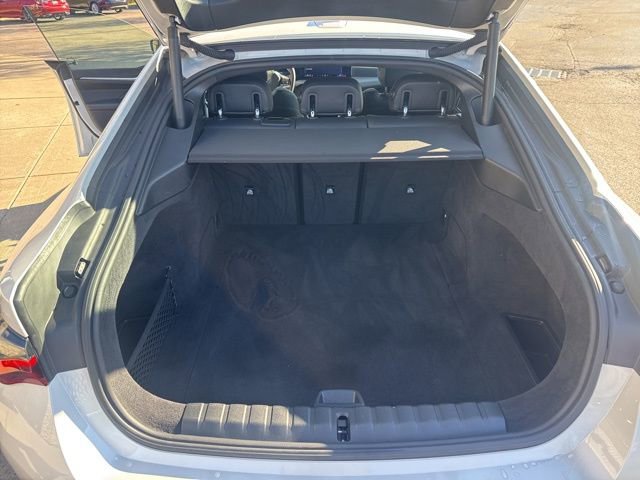 Used 2025 BMW i4 eDrive40 image 34